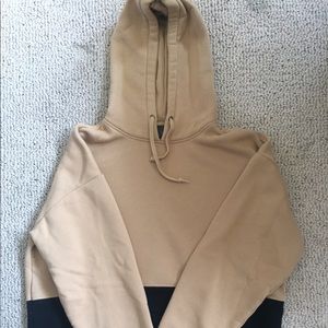 Zine bogo tan and black hoodie size XL